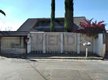Casa · 4 Quartos · 3 Vagas · Sobrado à venda no bairro Santa Cândida - Curitiba/PR
