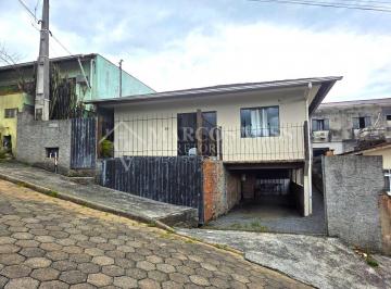 Casa · 130m² · 3 Quartos · 3 Vagas · Casa Térrea com 3 Quartos na Itoupavazinha