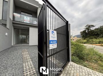Casa · 74m² · 2 Quartos · 1 Vaga · Casa para alugar no bairro Velha Central - Blumenau/SC