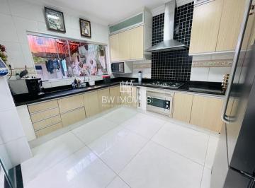 Casa · 1m² · 3 Quartos · 4 Vagas · Sobrado - Condomínio Resid. Santos Dumont | 3 Quartos, Suíte em Brasília