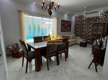 wbw9nlu2owq1m2yxytnmn2nl_md · Casa á venda, isolada com piscina e solarium, 50m da praia- Praia Grande.