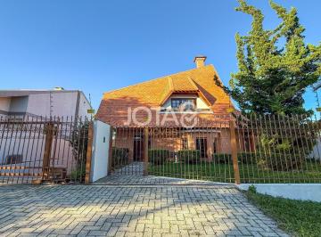 Casa · 256m² · 3 Quartos · 6 Vagas · Casa para aluguel - em Cascatinha