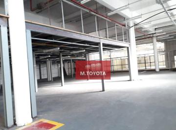Comercial · 2427m² · 10 Vagas · Galpão / Depósito / Armazém para alugar em Lapa De Baixo de 2427.00m² com 10 Garagens