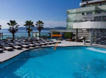 7815ec460607c61e23bf488cc8401aeb2a354e64 · Apartamento com 4 dormitórios à venda, 270 m² por R$ 8.358. - Meia Praia - Itapema/SC