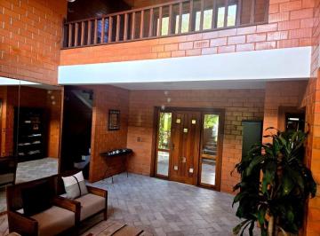 Casa de 4 quartos, Jundiaí · Casa contemporânea com área gourmet integrada, lazer completo e 04 dormitórios