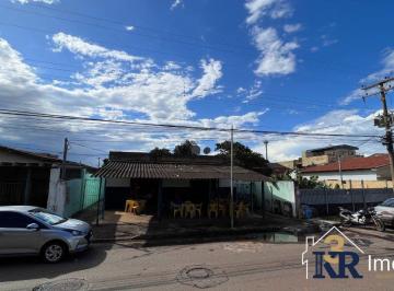 Casa · 390m² · 3 Quartos · Lote no setor coimbra com 390 metros com renda em Goiânia