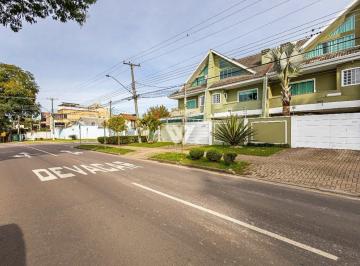 Casa · 158m² · 3 Quartos · 2 Vagas · Sobrado Triplex 3 quartos 1 suíte Agua Verde Curitiba