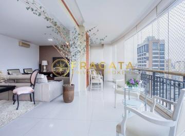 Apartamento · 228m² · 3 Quartos · 4 Vagas · Apartamento à venda com 228 m² - 3 quartos sendo todos suítes, andar alto e 4 vagas em Perdizes/SP