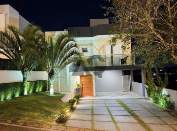 001 · Casa à venda - em Serra Negra