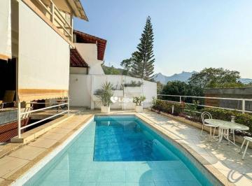 bad49cfc48710e1eeede8314a4f338a5fa6e28fd · Casa com 7 Quartos venda na Tijuca, 2 suítes, varanda, 4 vagas de garagem, R$ 2.000.000 - Tijuca/RJ