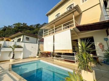 6f2456f811d95a18f45264a080885bd7644cc794 · Casa com 7  Quartos venda na Tijuca, 2 suítes, varanda, 4 vagas de garagem, R$ 2.000.000 - Tijuca/RJ