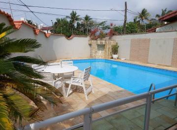 Casa · 110m² · 3 Quartos · 3 Vagas · Casa à venda em Praia Grande (Balneário Flórida) com 3 quartos, 2 suítes e piscina