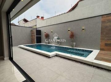 Casa · 239m² · 4 Quartos · 4 Vagas · Casa à venda na Praia Grande (Balneário Flórida) com 4 suítes e piscina