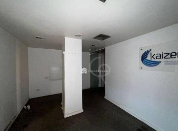 7e1be2f407b9608f395c61bb94886232911d59f6 · Sala comercial praça Pio X
