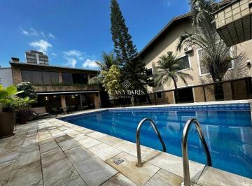 Casa · 320m² · 5 Quartos · 4 Vagas · Sobrado de alto padrão com piscina no Canto do Forte!