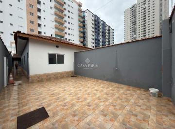 Casa · 72m² · 2 Quartos · 2 Vagas · Casa à venda na Praia Grande (Guilhermina) | 2 dorms, suíte, quintal e 2 vagas