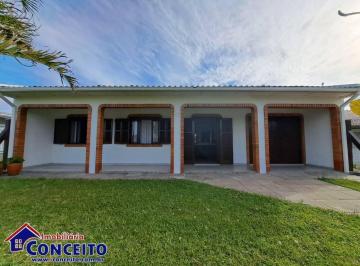 Casa · 122m² · 3 Quartos · 1 Vaga · C143 - Excelente residência localizada a apenas 300 metros do mar