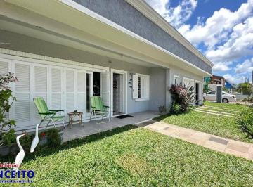 Casa · 336m² · 5 Quartos · 1 Vaga · C1000 - Belíssima residência composta de 5 suítes no Centro de Imbé