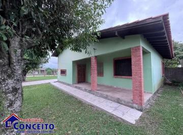 Casa · 110m² · 3 Quartos · 1 Vaga · C128 - Ótima residência de esquina localizada no Balneário Mariluz