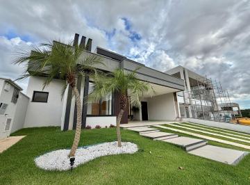 f35fd347baccc4421fac058021f9331b500a6e58 · Casa com 3 Suítes e Piscina com Paisagismo - Condomínio Villa Sapezal - Indaiatuba