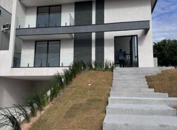 Casa de 4 quartos, Jandira · Casa com 412 m² e 4 quartos à venda no condomínio Reserva Santa Maria - Granja Viana