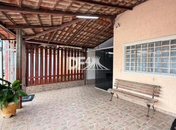 Foto 01 · Casa à Venda no Guará I ? 4 Quartos, 120m² | QI 08