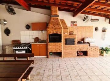Casa de 3 quartos, São Paulo · Casa com 200 m² e 3 quartos à venda em Jardim Vista Linda