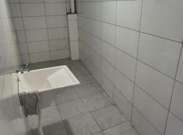 Casa · 25m² · 1 Quarto · Casa Térrea com 1 dormitórios em Osasco