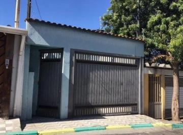 Casa · 250m² · 2 Quartos · 6 Vagas · Casa Térrea com 2 dormitórios em Osasco