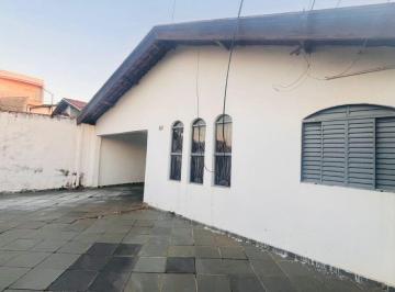 Casa de 3 quartos, Americana · Casa antiga Zanaga