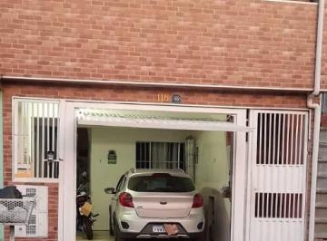Casa · 2 Quartos · 1 Vaga · Casa à venda - em Parque Das Hortênsias