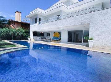 Casa de 6 quartos, São Sebastião · Casa na região central de Juquehy disponível para locação de temporada!