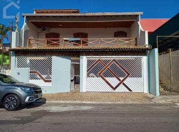Casa · 4 Quartos · 7 Vagas · Casa à venda - no Centro
