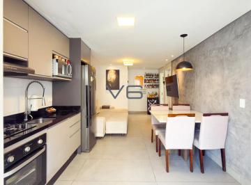 Apartamento de 2 quartos, Curitiba · Oportunidade Única: 2 Qts (1 Suíte) Semi Mobiliado, Face Norte e Varanda Gourmet