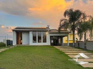 Casa de 3 quartos, Porangaba · Linda casa de campo no Ninho Verde 1, com energia solar e piscina aquecida - 3 dormitórios