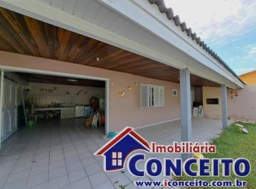 Casa · 72m² · 2 Quartos · 1 Vaga · C165 - Excelente residência em ótima localização no Balneário Presidente