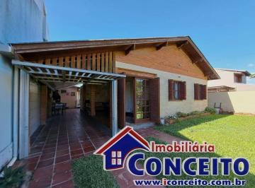 Casa · 110m² · 3 Quartos · 1 Vaga · C1015 - Ótima residência com piscina e anexo localizada no Centro de Imbé