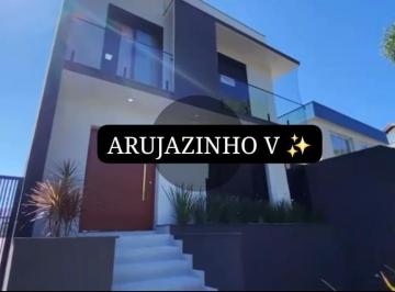 Casa · 300m² · 3 Quartos · 4 Vagas · V11- Casa Condomínio Arujá V Preço de Oportunidade