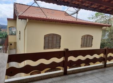 Casa · 400m² · 3 Quartos · 2 Vagas · V11- Oportunidade SOBRADO EM ARUJA