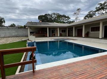 Rural · 2070m² · 2 Quartos · 8 Vagas · V11- linda chácara em Arujá 100% Plaina