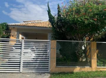 Casa · 300m² · 3 Quartos · 1 Vaga · ENCANTADORA CASA À VENDA NO CONDOMÍNIO DOS PÁSSAROS, CABO FRIO/RJ