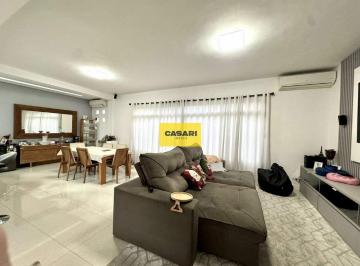 Casa · 231m² · 3 Quartos · 5 Vagas · Casa à venda em Rudge Ramos | 3 quartos (1 suíte), 231 m², 5 vagas
