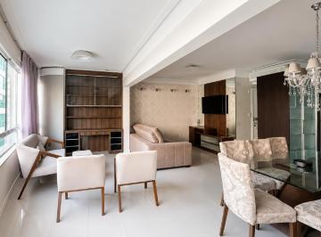 Apartamento · 120m² · 3 Quartos · 2 Vagas · Apartamento para locação anual Centro de Balneário Camboriú
