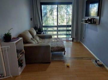 Apartamento · 58m² · 2 Quartos · 1 Vaga · Apartamento de 2 dormitórios com sacada e 1 vaga de garagem no bairro Medianeira.