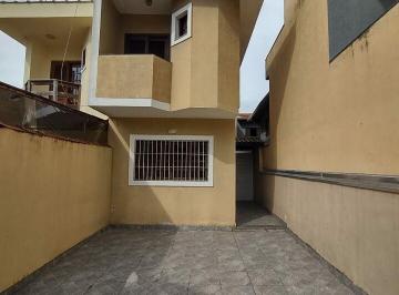Casa · 125m² · 3 Quartos · 2 Vagas · Sobrado Campo Grande calçada com recuo ótimo local.