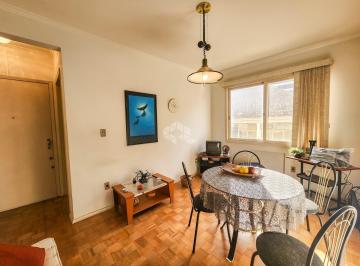 Apartamento · 82m² · 2 Quartos · 1 Vaga · Apartamento de 2 dormitórios e 1 vaga de garagem, no bairro Higienópolis, em Porto Alegre.