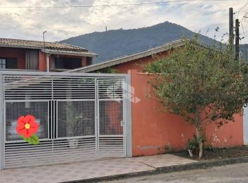 Casa · 176m² · 3 Quartos · 3 Vagas · Vendo Maravilhosa Casa de Campo na Praia de Caraguá - Ipiranga - Praia do Camaroeiro
