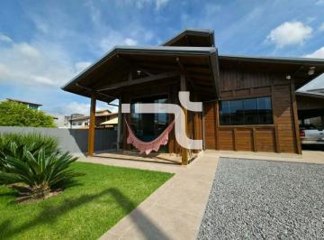 Casa · 119m² · 3 Quartos · 3 Vagas · Casa Nova com Piscina a 200 Metros do Mar – Praia do Meio | Pinheira – Palhoça/SC
