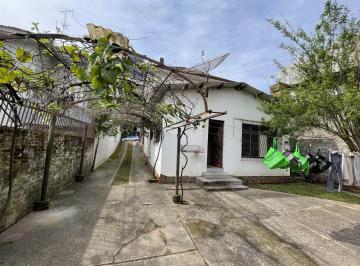Terreno · 300m² · 3 Quartos · 3 Vagas · Terreno com casa com 3 dormitórios e ampla garagem Bairro Higienópolis