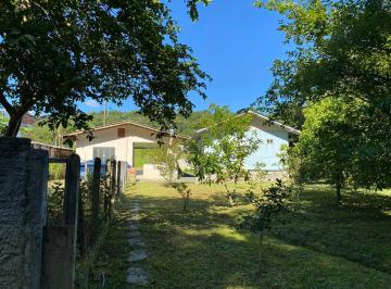 Casa de 2 quartos, Itajaí · Propriedade com 2 Moradias e 3.000m² no Bairro Paciência | Pomar e Córrego